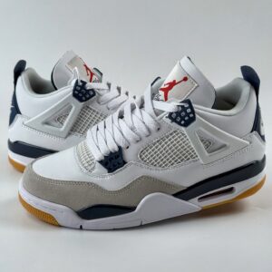 Air Jordan 4 Retro Low x Nike SB "Navy"