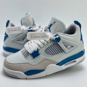 Air Jordan 4 Retro "Military Blue"