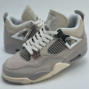 Air Jordan 4 Retro "Frozen Moments"