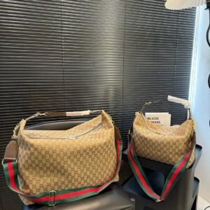 Gucci GG Supreme Tote Bag - 3 Colors