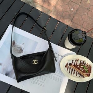Chanel 26P Preppy Coco Hobo