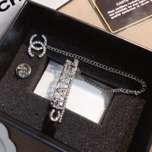 CHANEL Brooch #D053