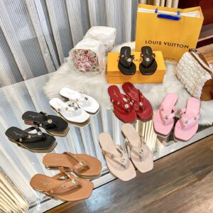 Louis Vuitton Slides - 7 Colors