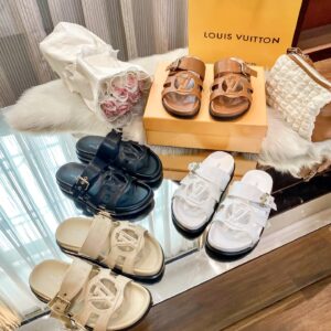 Louis Vuitton Slides - 4 Colors