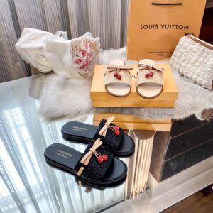 Louis Vuitton Slides - 2 Colors