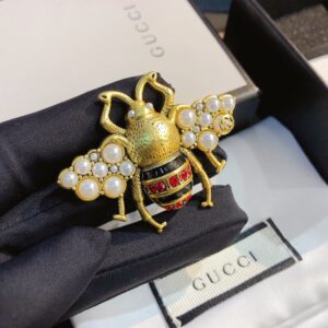 Gucci Brooch #D027