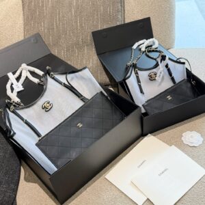 CHANEL Tote Bag