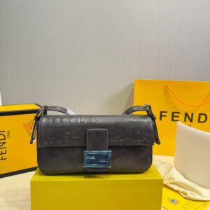 Fendi Shoulder Bag - 5 Colors