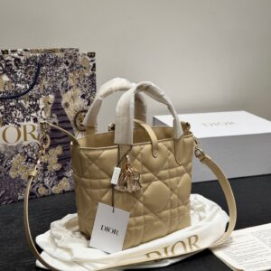 Dior Handbag - 7 Colors