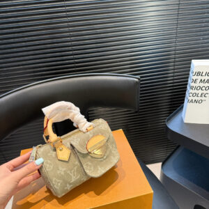Louis Vuitton Handbag