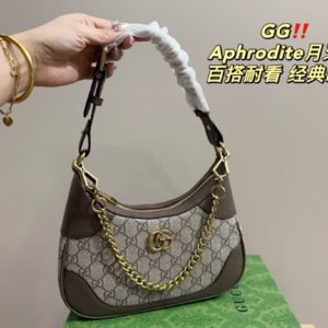 Gucci Shoulder Bag