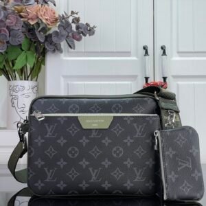 Louis Vuitton Bag - 1 Colors #104242