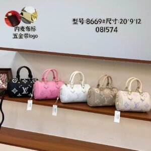 Louis Vuitton Handbag - 5 Colors #8669