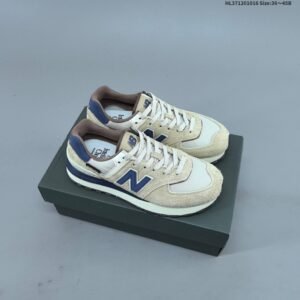 New Balance U574