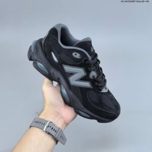New Balance 983