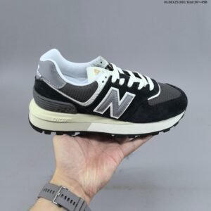 New Balance 574